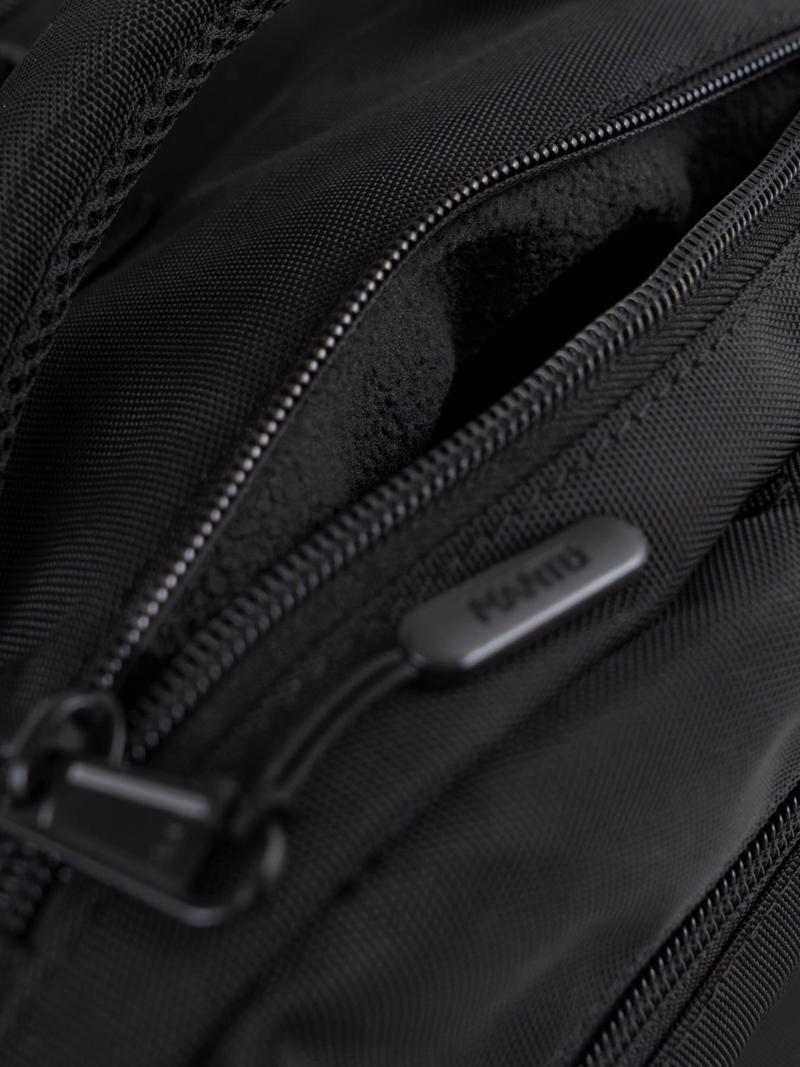 MANTO XL convertible backpack SOCIETY- blackout